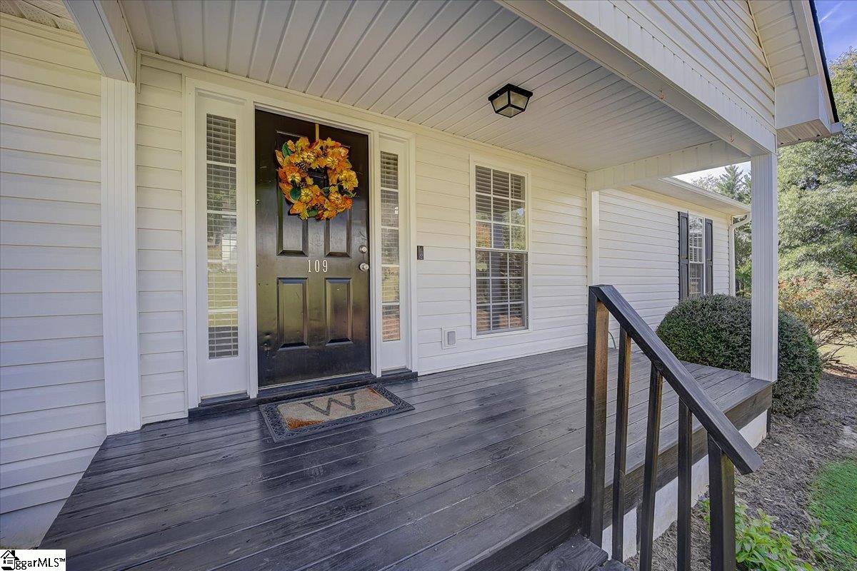 109 Mill Pond Road Easley, SC 29642 - Photo 4 of 36 Gallery Image 4