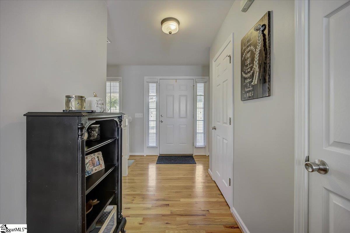 109 Mill Pond Road Easley, SC 29642 - Photo 6 of 36 Gallery Image 6