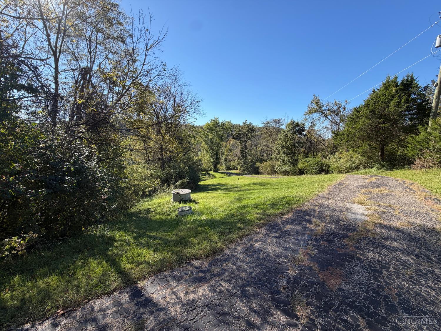6820 Blue Rock Road Cincinnati, OH 45247 - Photo 7 of 18 Gallery Image 7