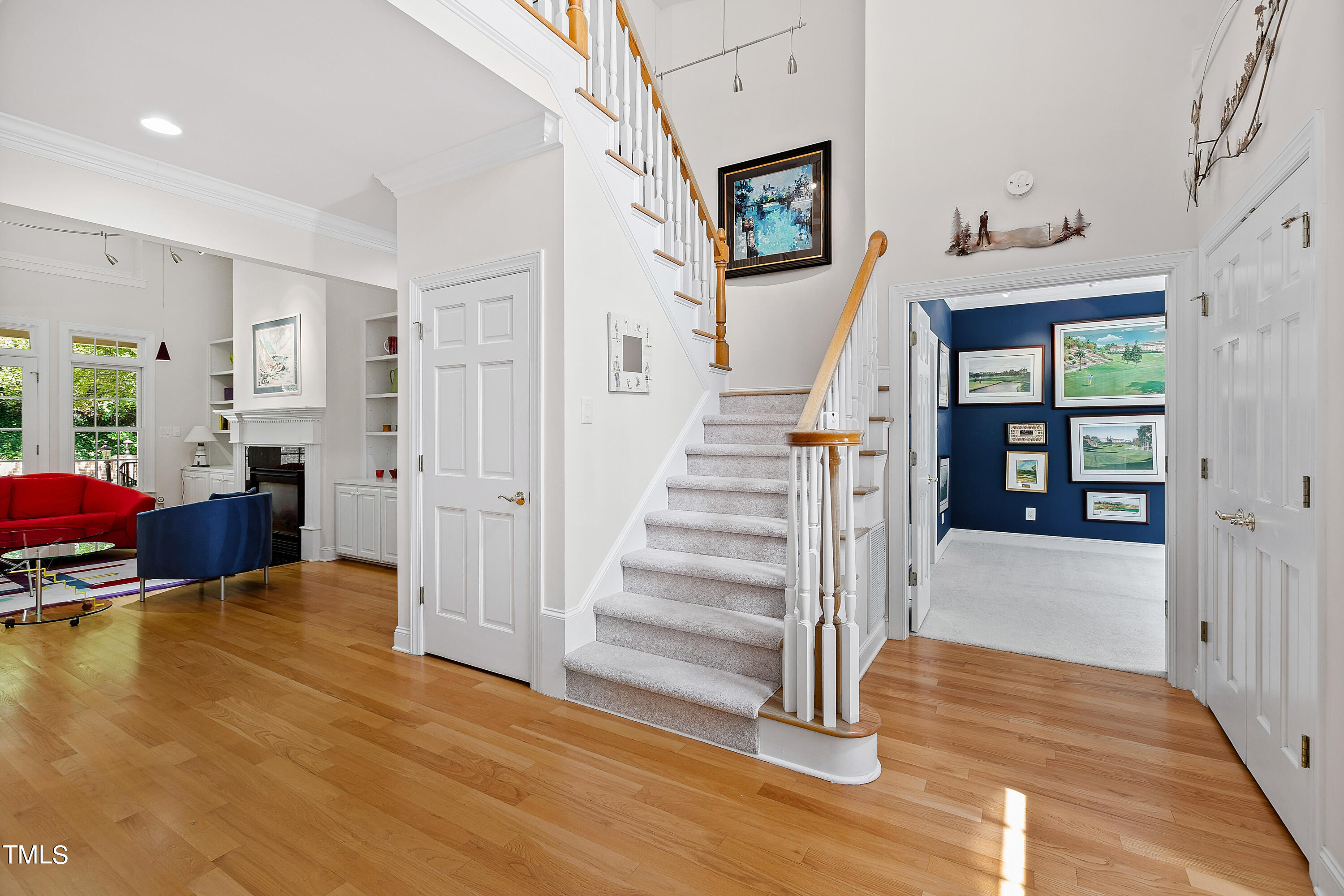 3513 Westover Road Durham, NC 27707 - Photo 8 of 57 FoyerB