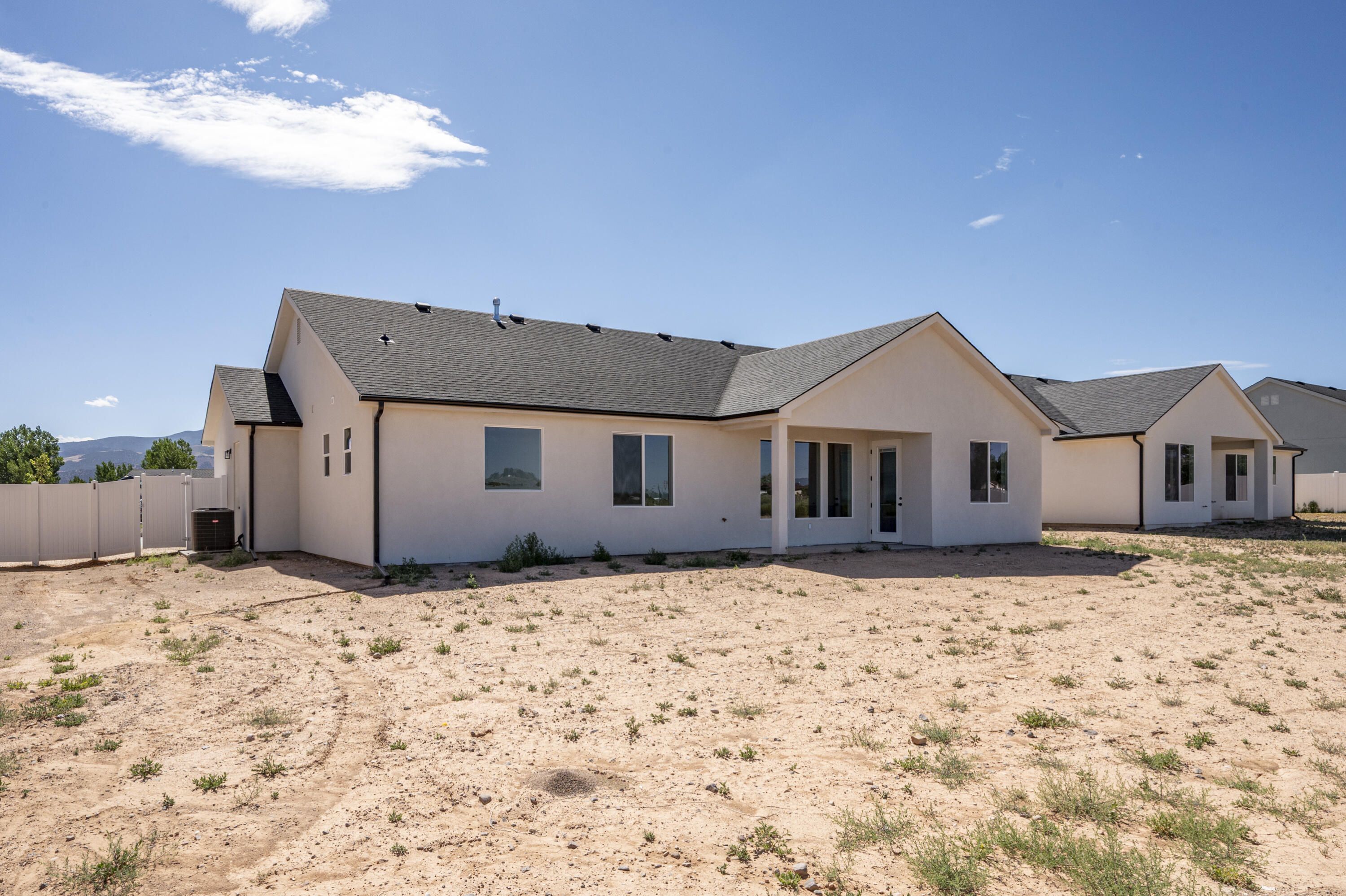 4923 North 10 East Enoch, UT 84721 - Photo 33 of 46 4923 N 10 E-45