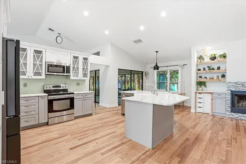 $1,000,000 | 5991 Golden Oaks Lane, Naples, FL 34119