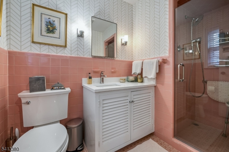 101 Essex Road Summit, NJ 07901 - Photo 15 of 31