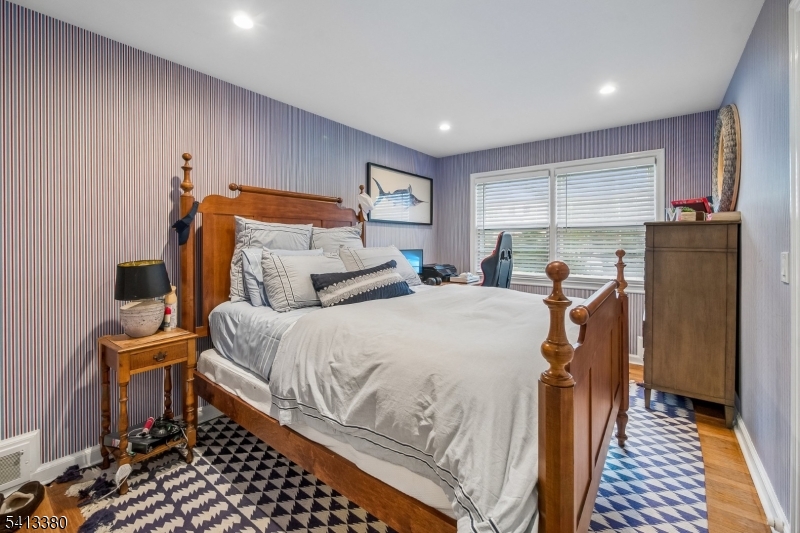 101 Essex Road Summit, NJ 07901 - Photo 16 of 31