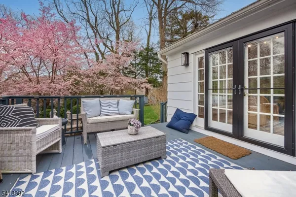 $1,325,000 | 101 Essex Road, Summit, NJ 07901