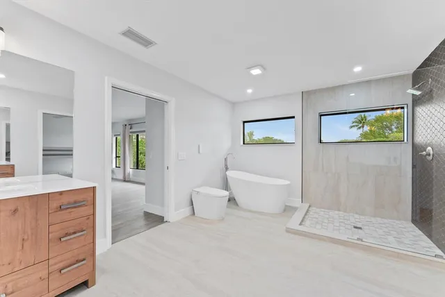 $1,945,000 | 4120 Northwest 99th Avenue, Coral Springs, FL 33065