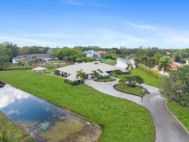 $1,945,000 | 4120 Northwest 99th Avenue, Coral Springs, FL 33065