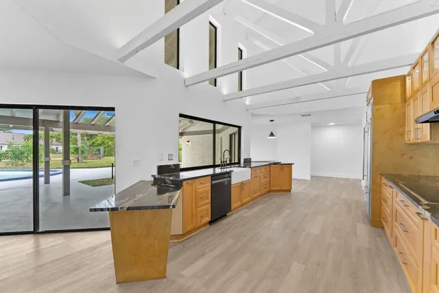 $1,945,000 | 4120 Northwest 99th Avenue, Coral Springs, FL 33065