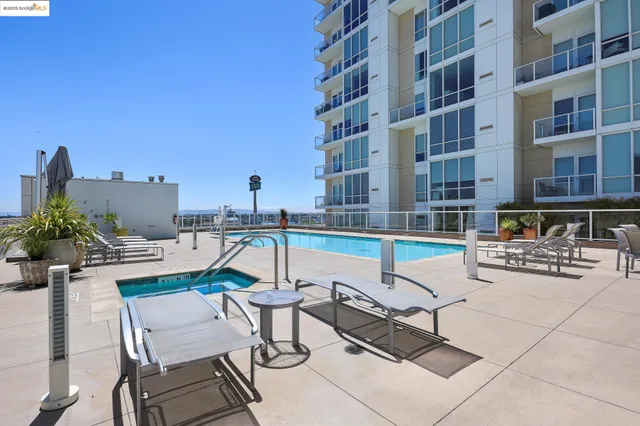 $879,000 | 222 Broadway, Unit 1301, Oakland, CA 94607