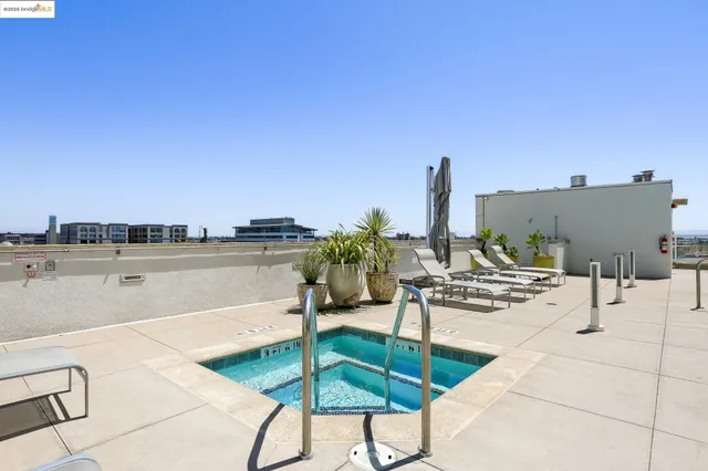 $879,000 | 222 Broadway, Unit 1301, Oakland, CA 94607