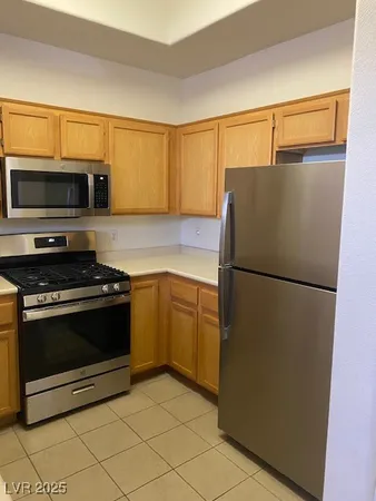 $1,550 | 700 Carnegie Street, Unit 3813, Henderson, NV 89052