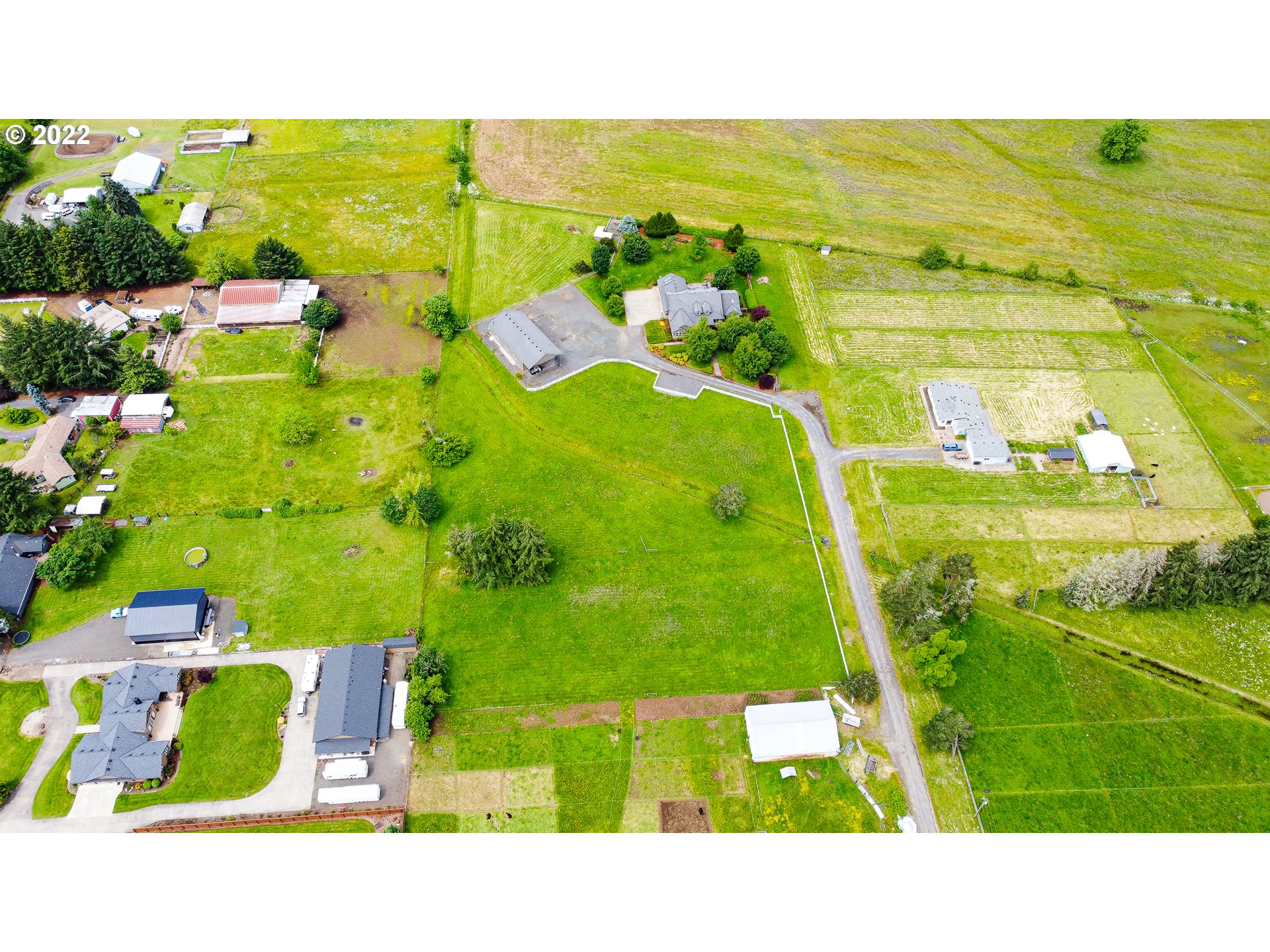 90730 Marcola Road Springfield, OR 97478 - Photo 30 of 30 a picture of city view