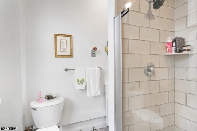 $1,950 | 396 Bloomfield Avenue, Caldwell, NJ 07006