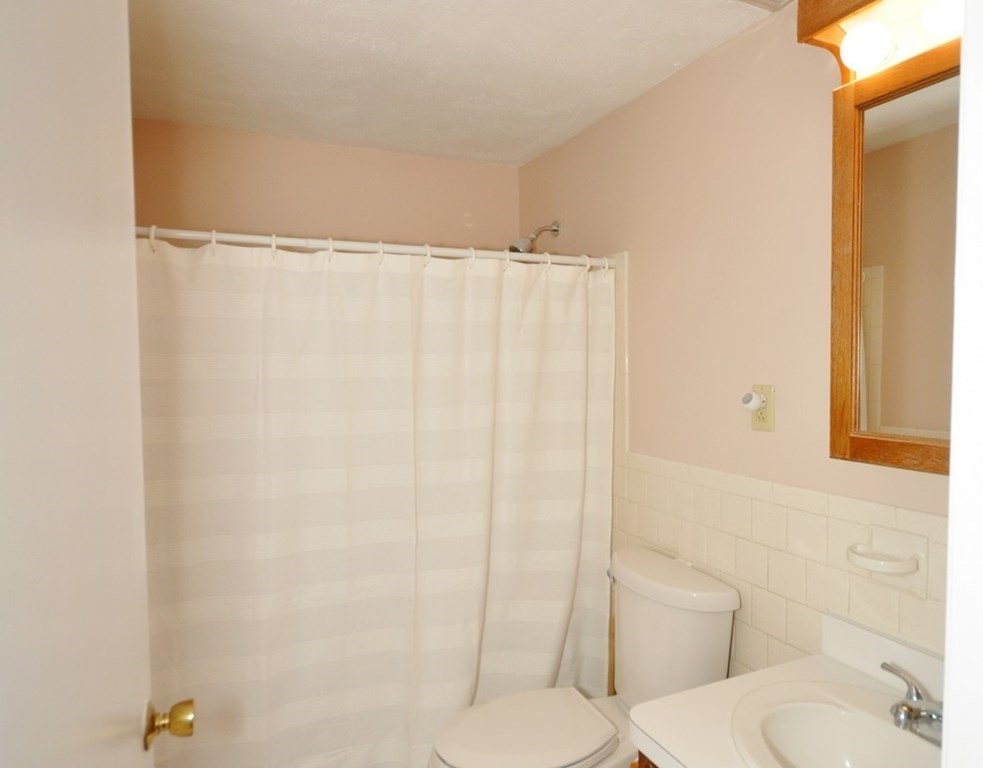 220 Swanson Road, Unit 605 Boxborough, MA 01719 - Photo 23 of 34