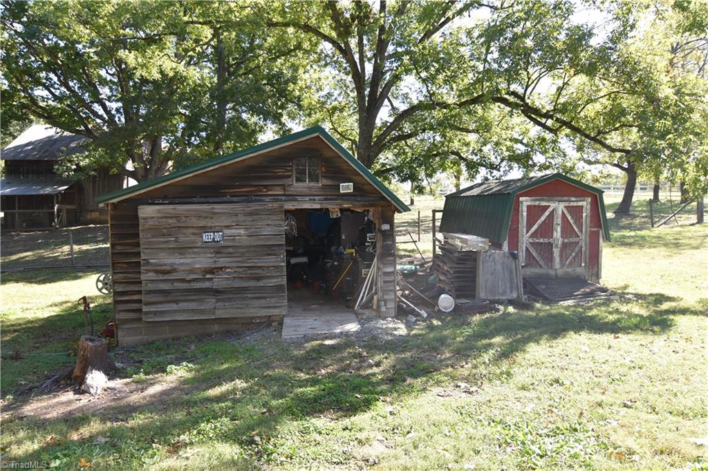 1516 Garner Road Denton, NC 27239 - Photo 19 of 23 Gallery Image 19