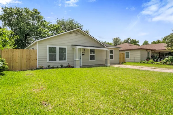 $229,990 | 2616 Windsor Lane, Pasadena, TX 77506