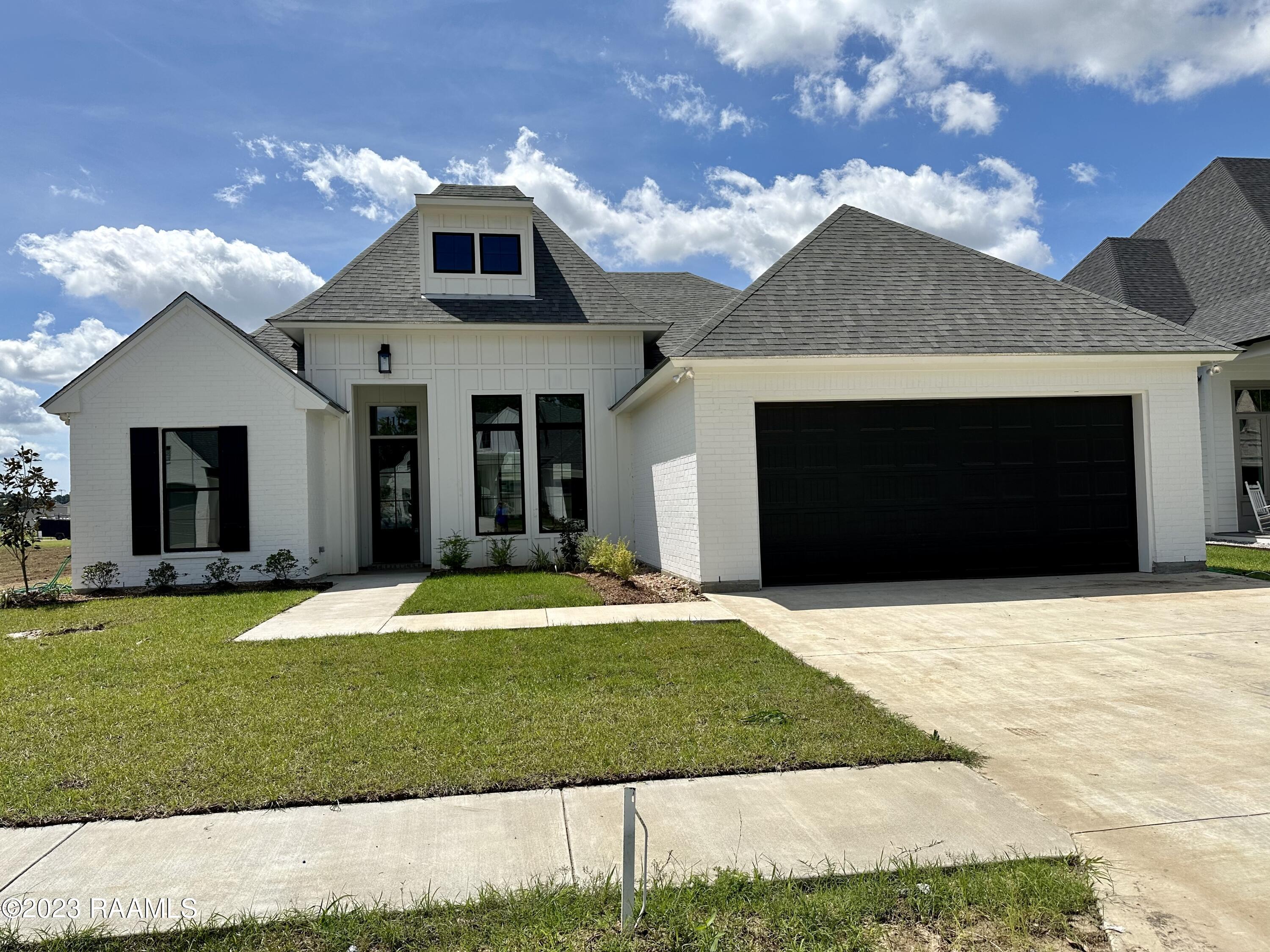 BC7B43DB-F913-4DF5-ADAB-078C5A65ACCF