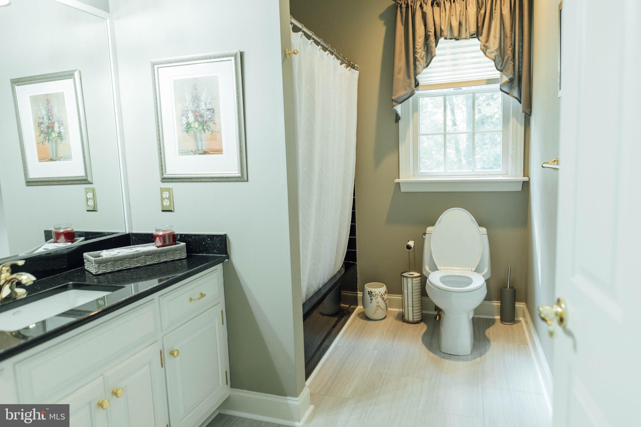 7 Slitting Mill Road Glen Mills, PA 19342 - Photo 24 of 54 Main Floor Bath