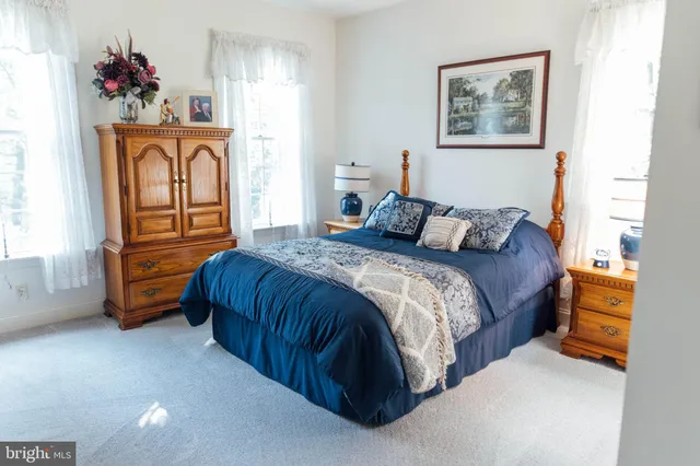 $950,000 | 7 Slitting Mill Road, Glen Mills, PA 19342