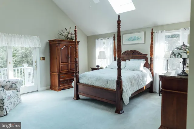 $950,000 | 7 Slitting Mill Road, Glen Mills, PA 19342