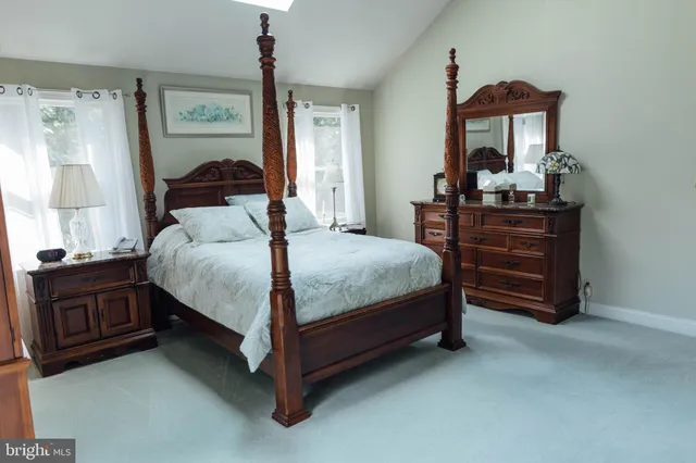 $950,000 | 7 Slitting Mill Road, Glen Mills, PA 19342