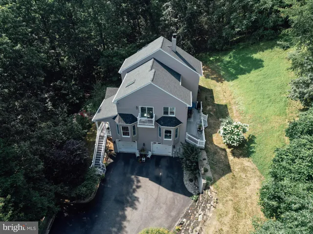 $950,000 | 7 Slitting Mill Road, Glen Mills, PA 19342