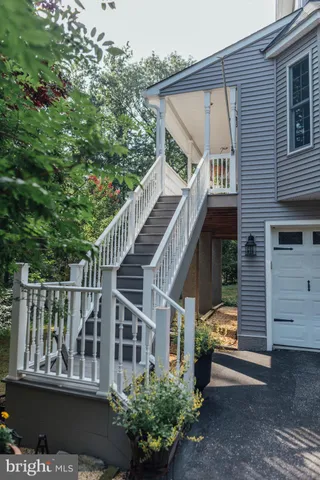 $950,000 | 7 Slitting Mill Road, Glen Mills, PA 19342