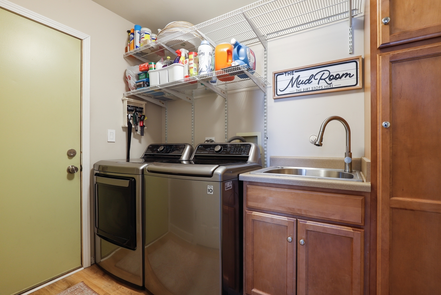 14710 Heathcliff Road Homer Glen, IL 60491 - Photo 12 of 27 a utility room with dryer and washer