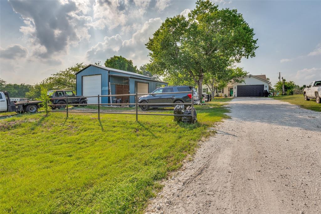 1052 Meandering Way China Spring, TX 76633 - Photo 3 of 25