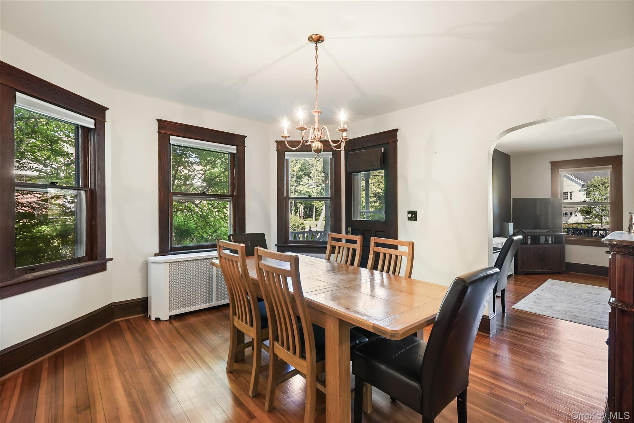 453 Old Post Road Bedford, NY 10506 - Photo 6 of 24