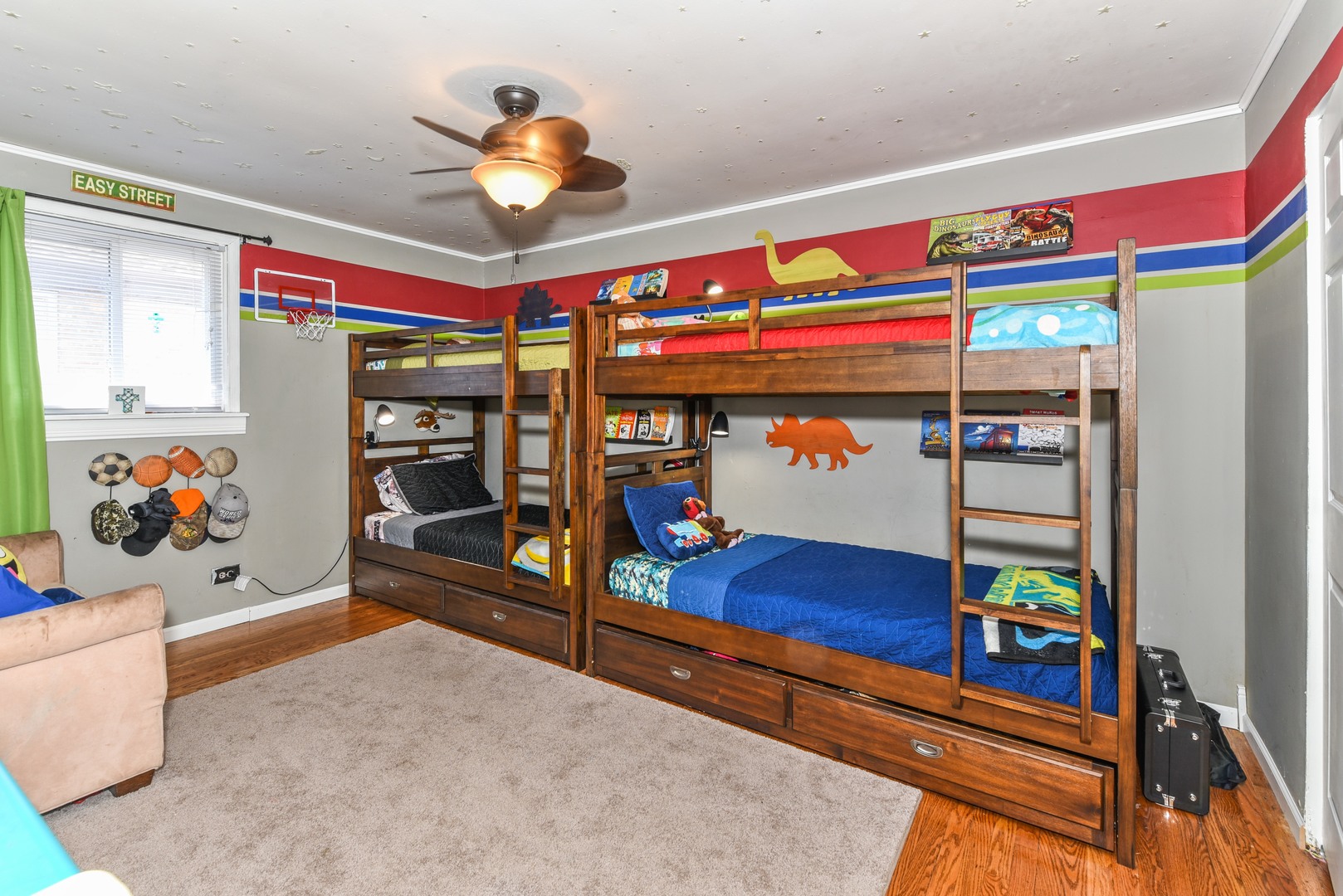 10920 Rutherford Avenue Worth, IL 60482 - Photo 13 of 15 a living room with furniture and natural light