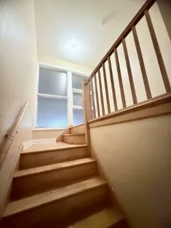 $2,450 | 2308 Oakton Street, Unit 2, Park Ridge, IL 60068