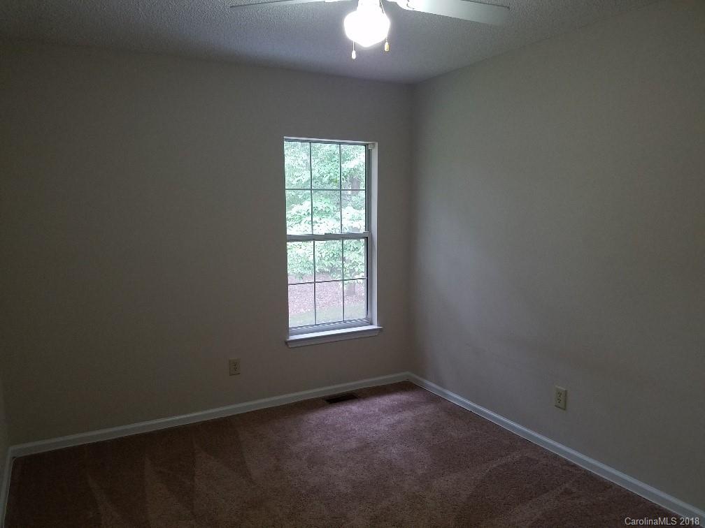 1502 Running Brook Road Charlotte, NC 28214 - Photo 11 of 17 Gallery Image 11