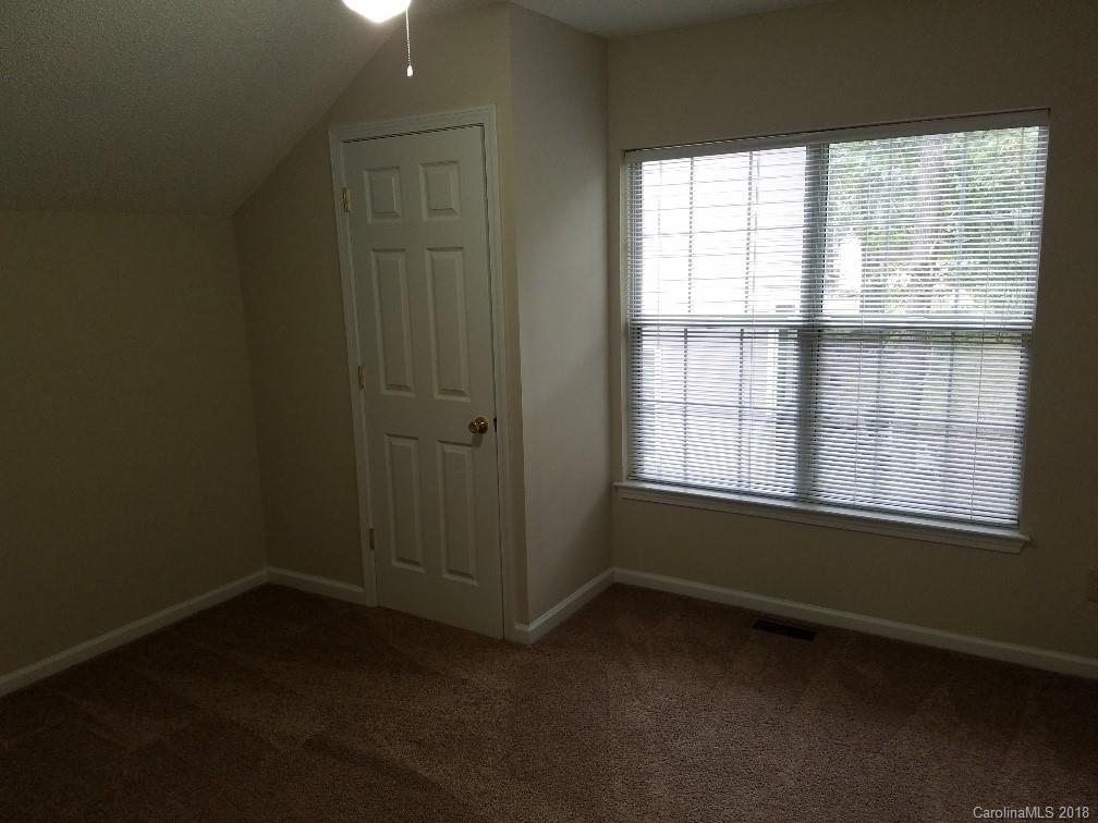 1502 Running Brook Road Charlotte, NC 28214 - Photo 13 of 17 Gallery Image 13
