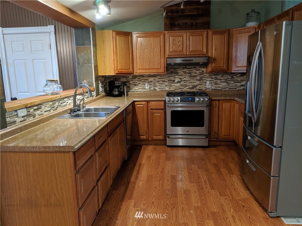 171 Klahn Country Road Sequim, WA 98382 - Photo 8 of 24