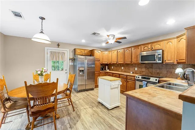 $250,000 | 21348 Old Covington Highway, Hammond, LA 70403