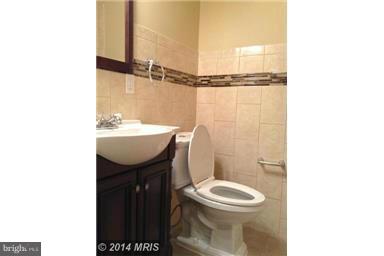 3246 Wayne Road Falls Church, VA 22042 - Photo 15 of 29 Bath