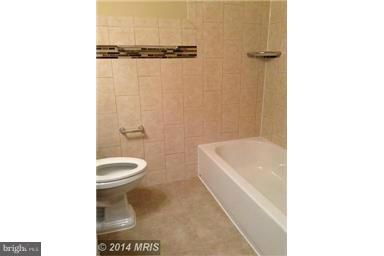 3246 Wayne Road Falls Church, VA 22042 - Photo 16 of 29 Bath