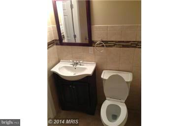 3246 Wayne Road Falls Church, VA 22042 - Photo 17 of 29 Bath