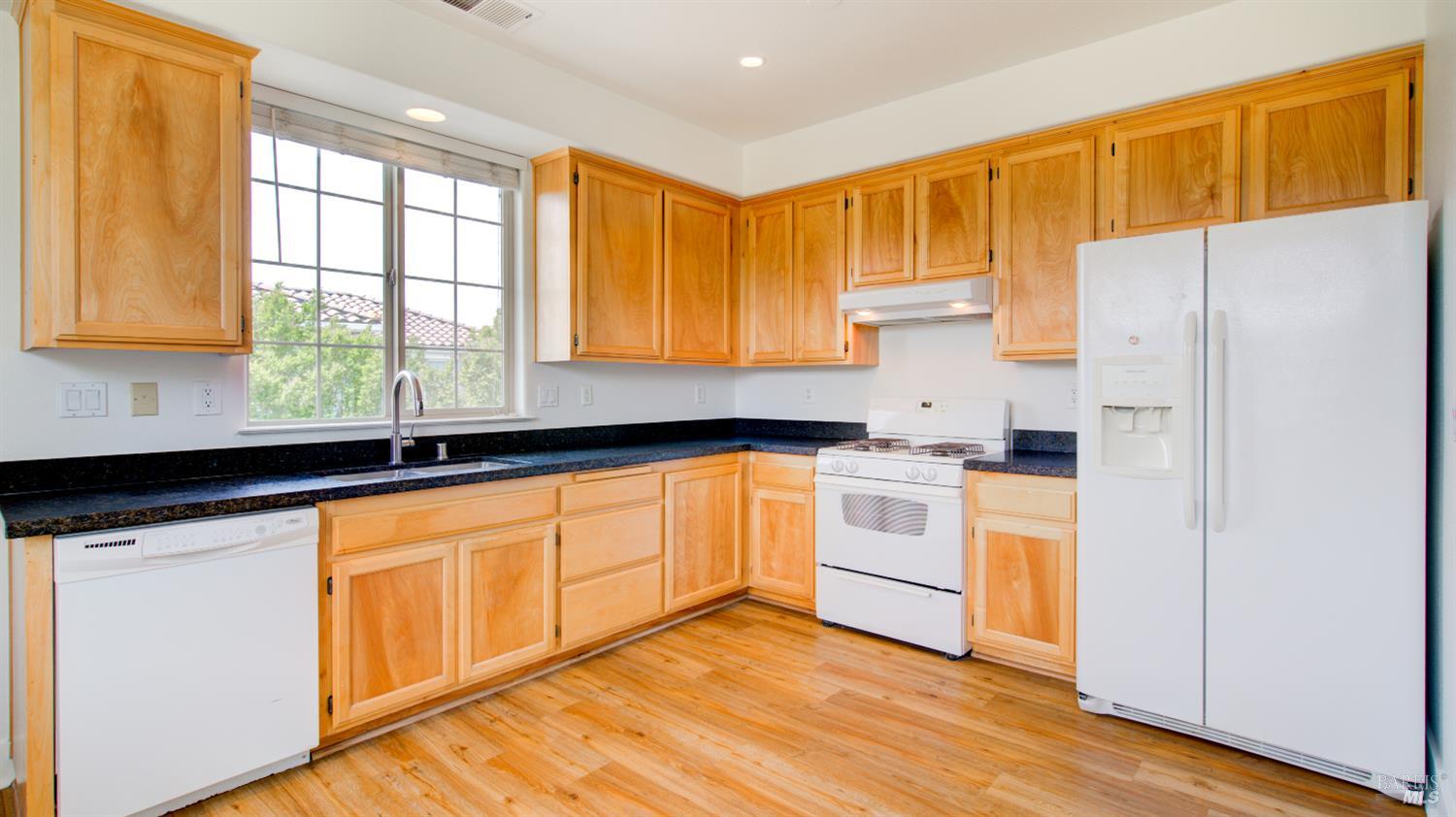 1436-1438 Trombetta Street Santa Rosa, CA 95407 - Photo 29 of 34 ADU KITCHEN