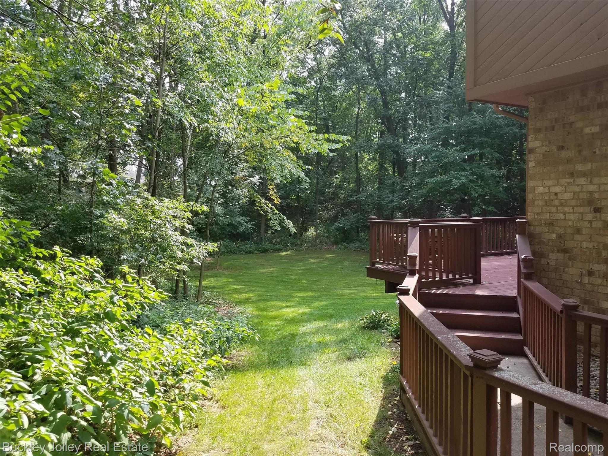 7926 Winans Lake Road Brighton, MI 48116 - Photo 35 of 36 Yard is Very Private.jpg