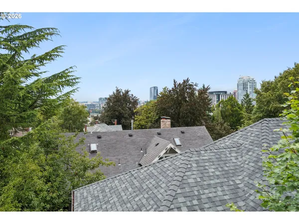 $749,500 | 1411 Southwest Hall Street, Portland, OR 97201
