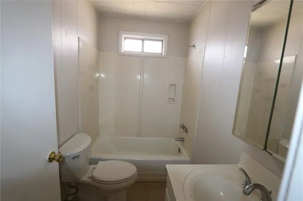 $1,250 | 10521 Alan Street, Unit 10521, River Ridge, LA 70123