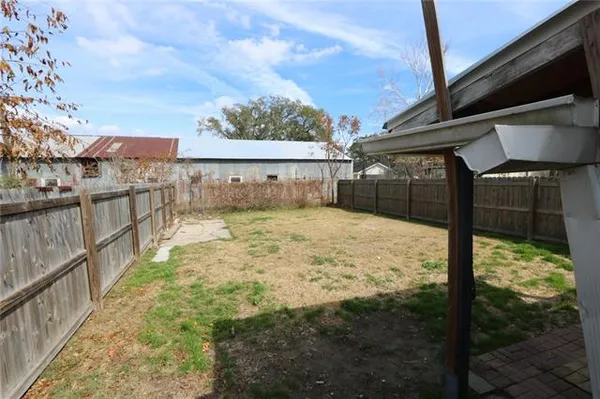 $1,250 | 10521 Alan Street, Unit 10521, River Ridge, LA 70123