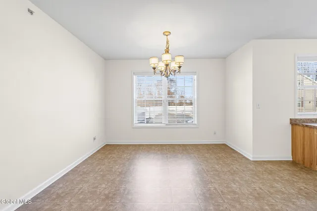 $1,850 | 2000 Curry Road, Unit 23, Schenectady, NY 12303