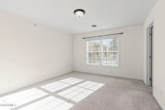 $1,850 | 2000 Curry Road, Unit 23, Schenectady, NY 12303