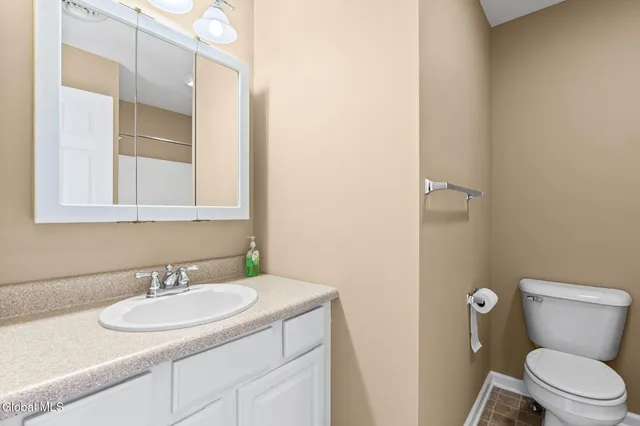 $1,850 | 2000 Curry Road, Unit 23, Schenectady, NY 12303