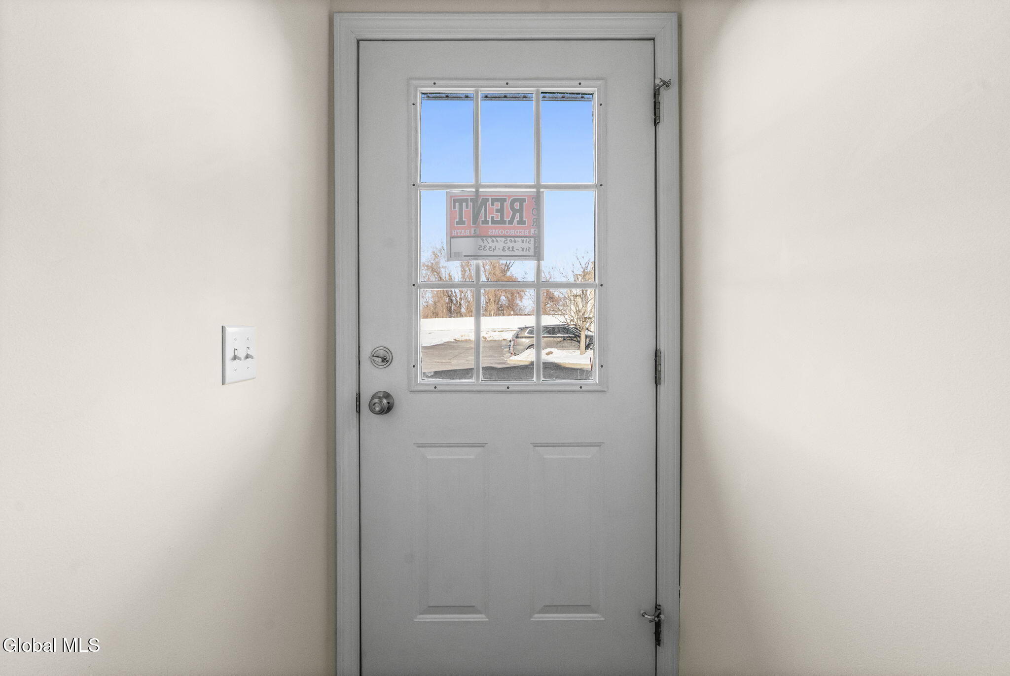 2000 Curry Road, Unit 23 Schenectady, NY 12303 - Photo 2 of 23 24-web-or-mls-2000-curry-rd