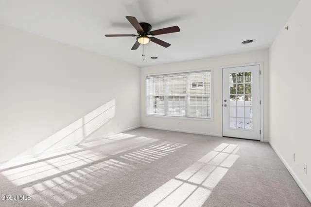 $1,850 | 2000 Curry Road, Unit 23, Schenectady, NY 12303