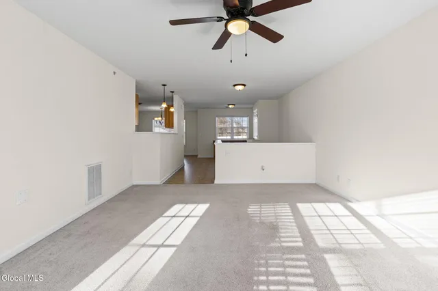 $1,850 | 2000 Curry Road, Unit 23, Schenectady, NY 12303